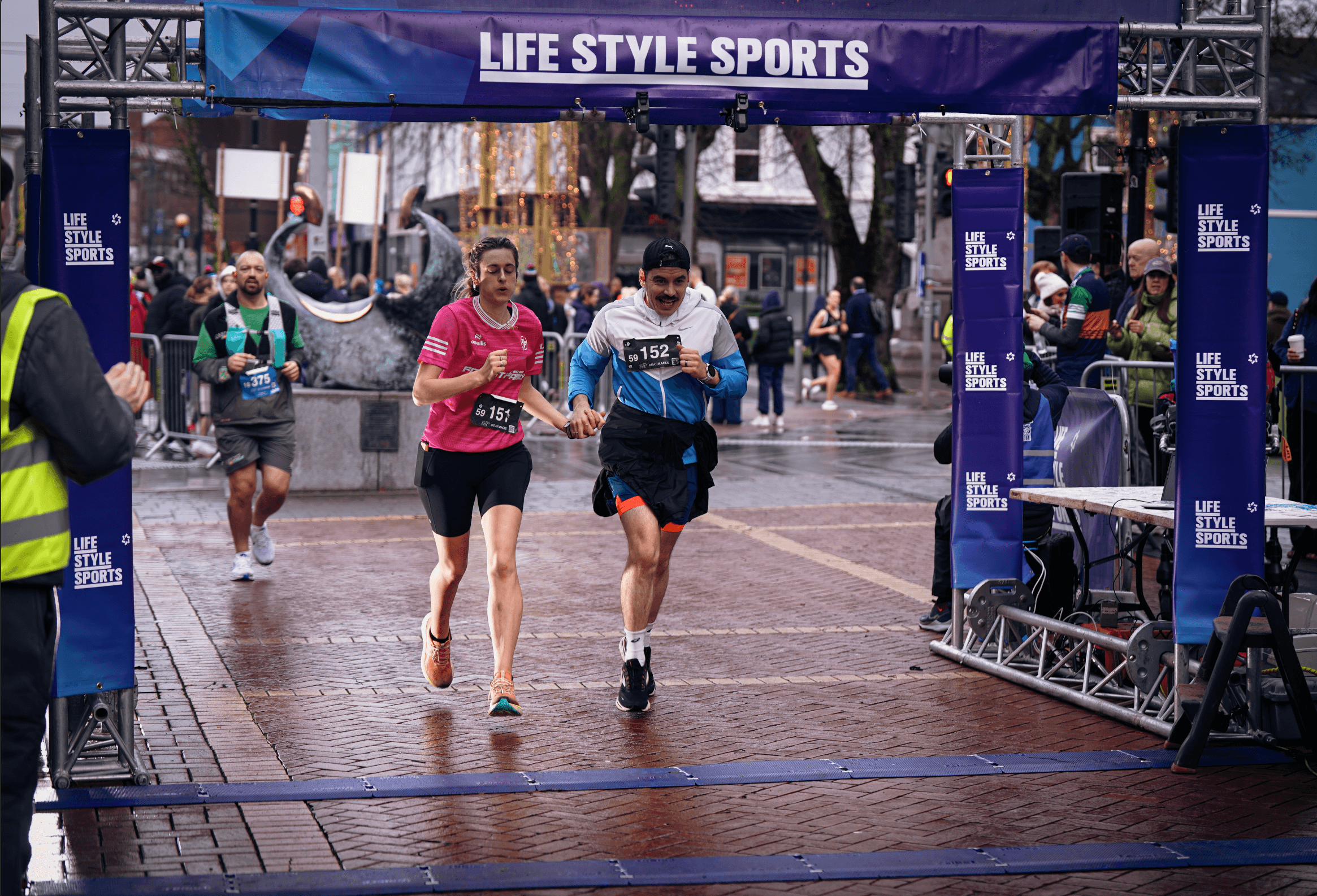 Photo 69812a2ddc7f3a82da35d050